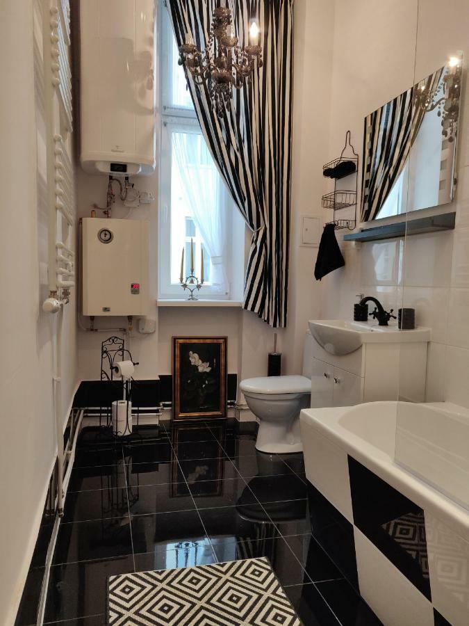 شقة Apartament Helena سفينويتشي المظهر الخارجي الصورة